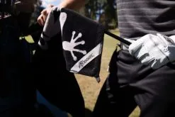 Frogger AMPHIBIAN TOWEL BLUE -Golf Shoes Elegant Store amphibian towel blue 2